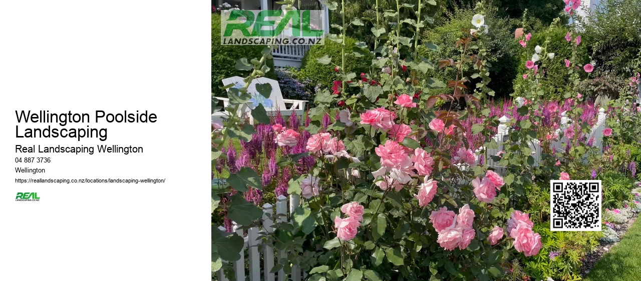 Wellington Poolside Landscaping